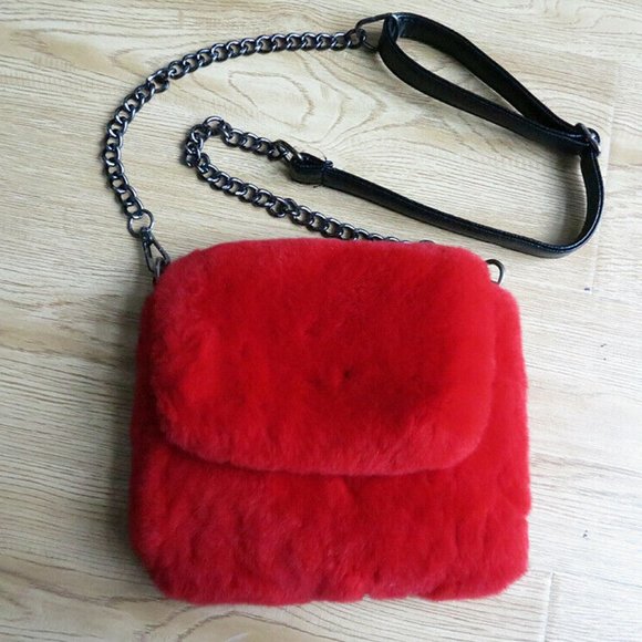 NEW Valentine Red softest real FUR Purse Handbag Crossbody Cell Phone Bag - Picture 2 of 4